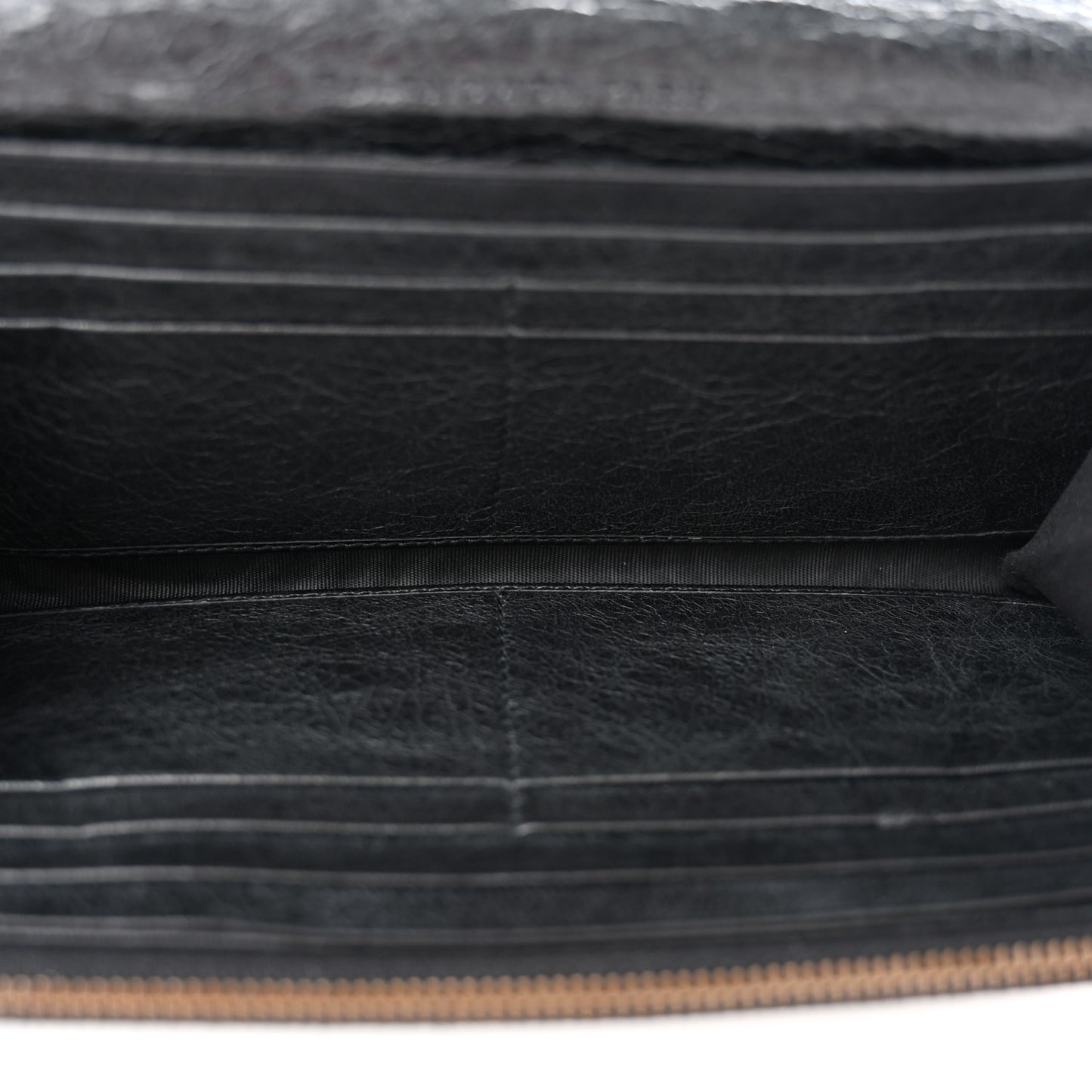 Agneau Classic Hardware Money Wallet Black