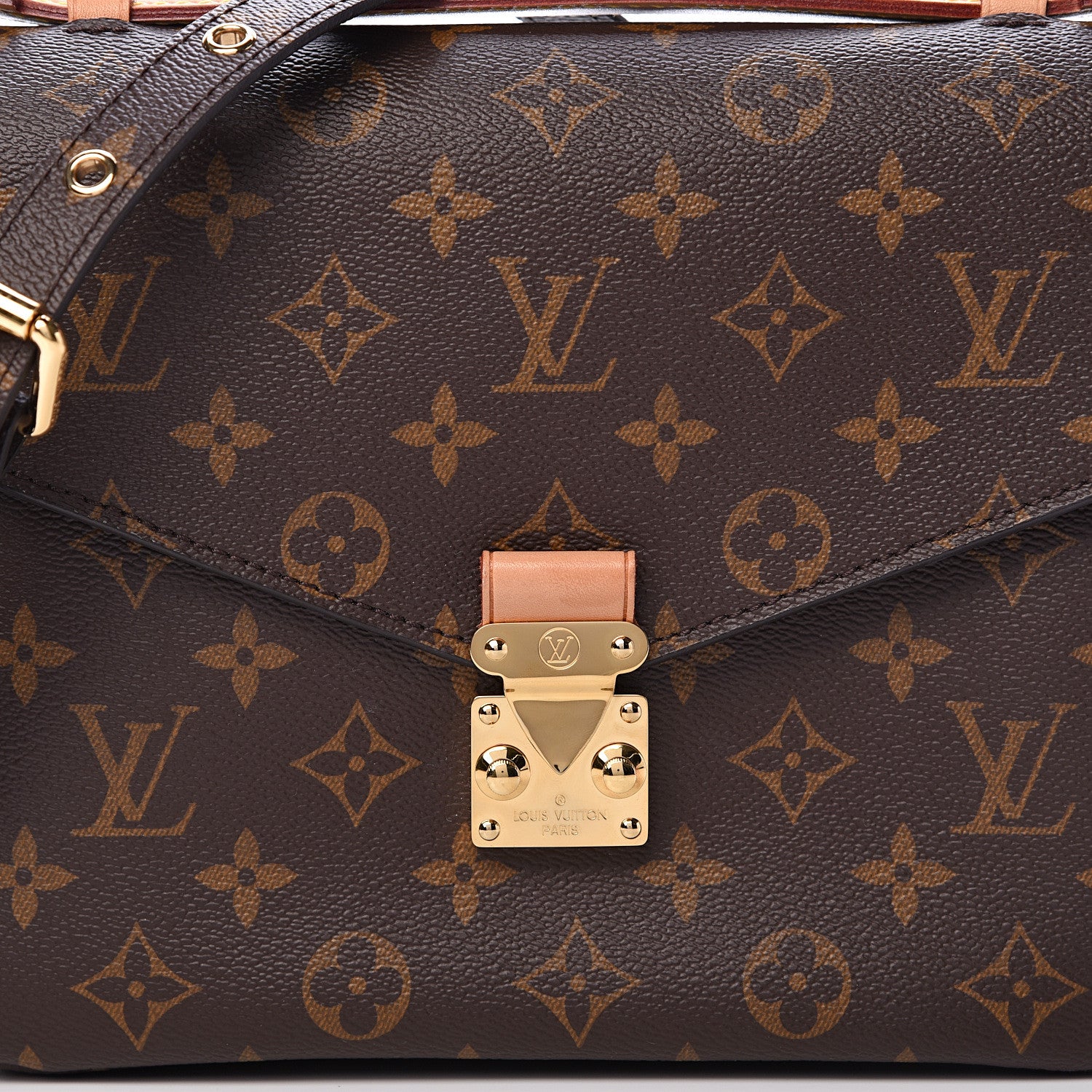 Louis Vuitton Monogram Pochette Metis 8 of 10