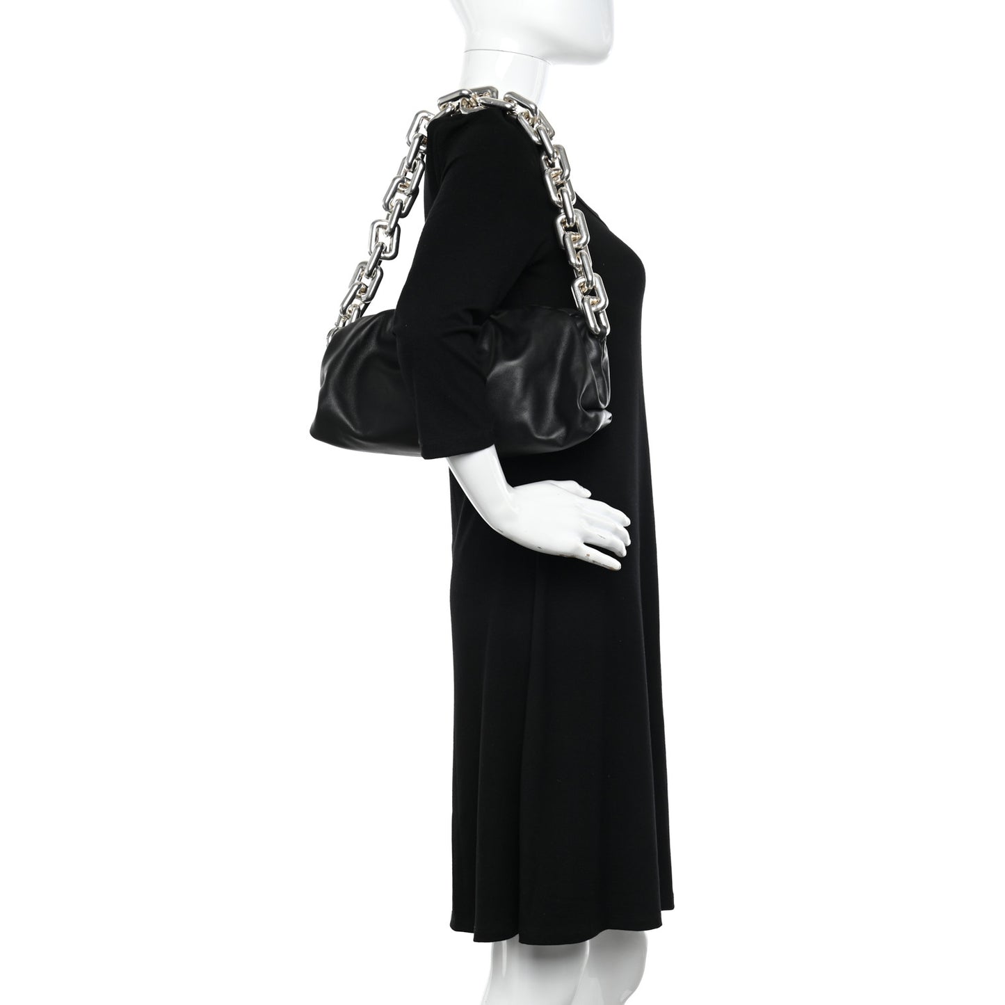 Calfskin The Pouch Chain Black