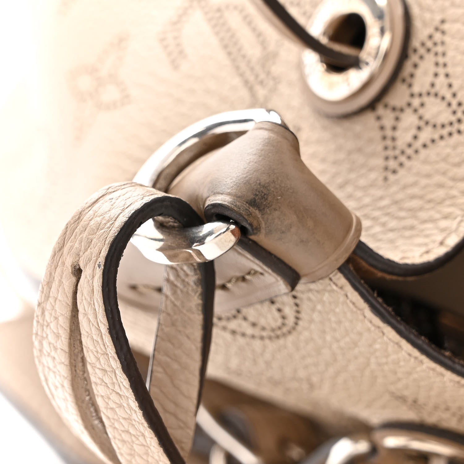 Louis Vuitton Mahina Muria Galet 14 of 14