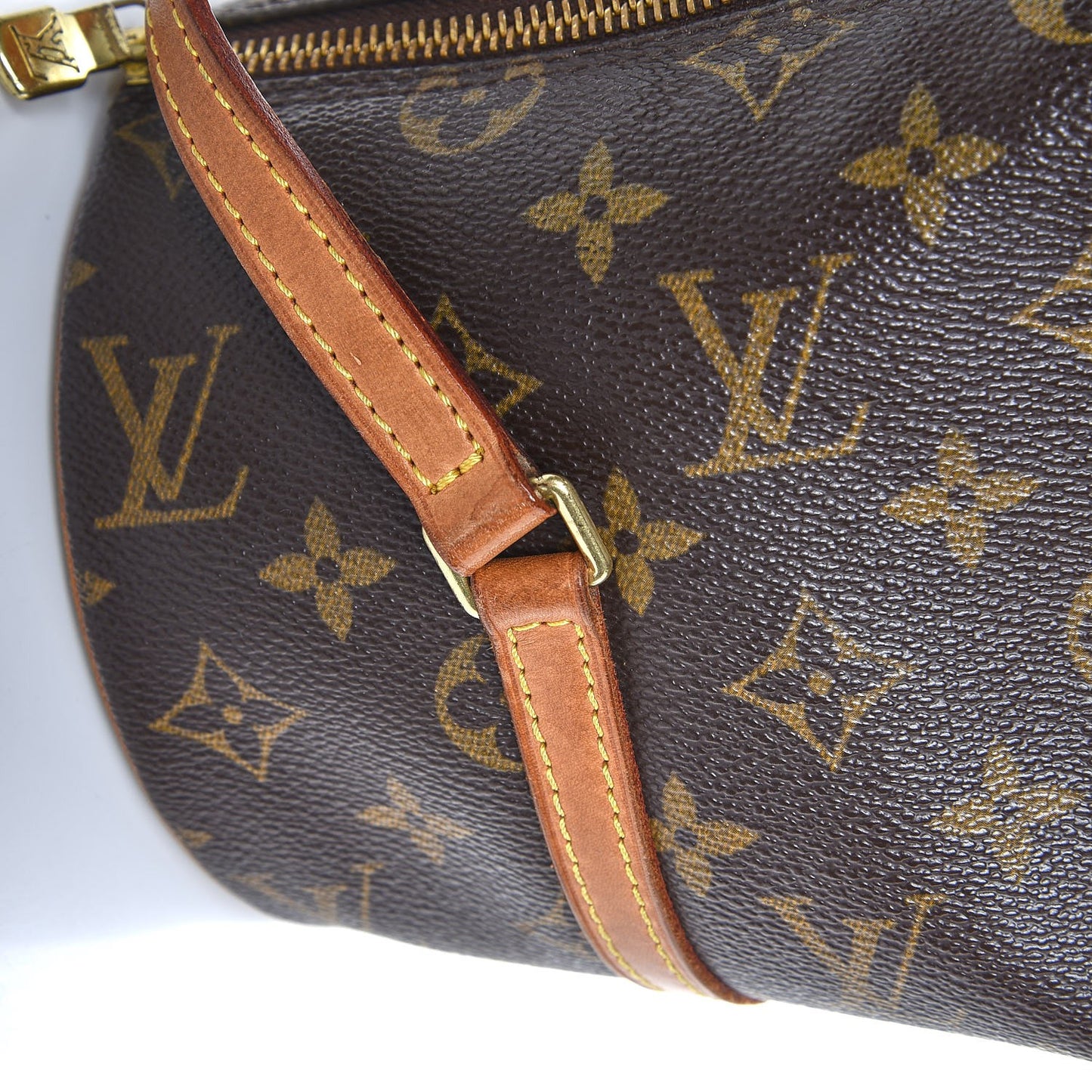 Monogram Papillon 26