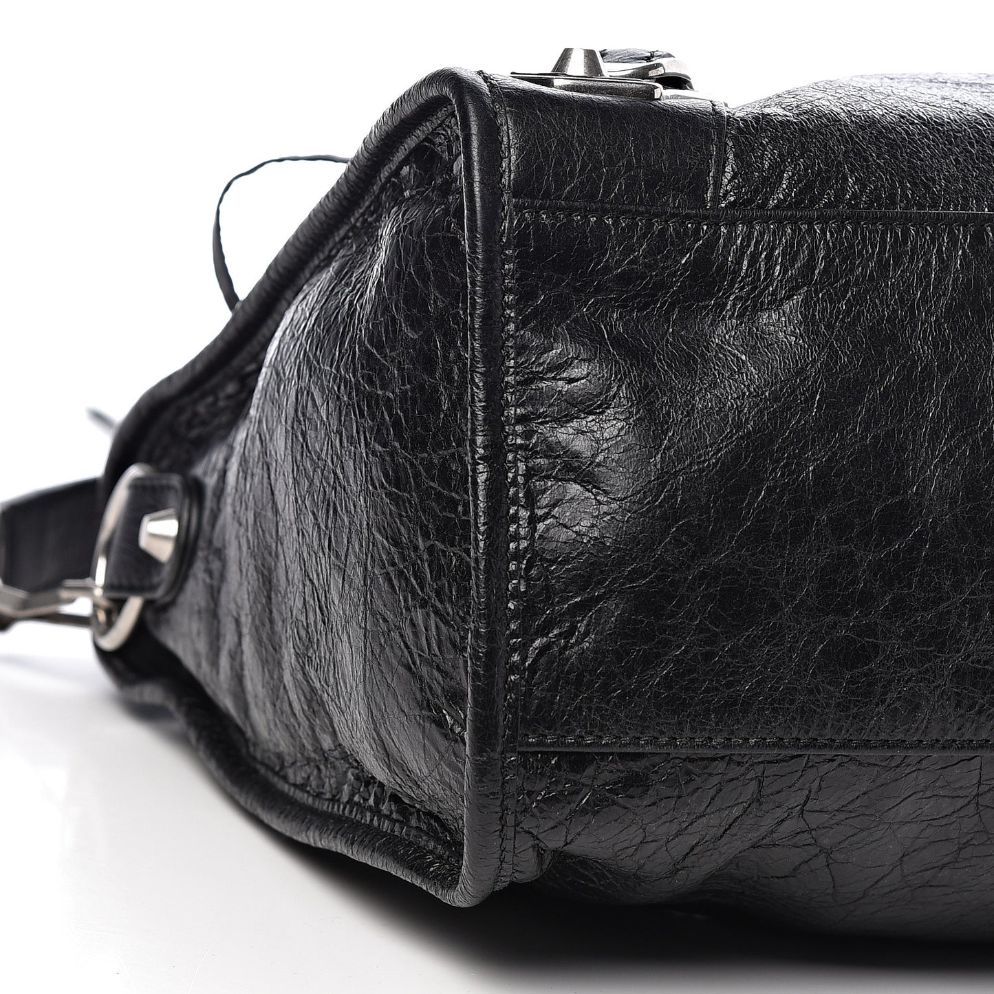 Agneau Silver Metallic Edge Hardware City Black