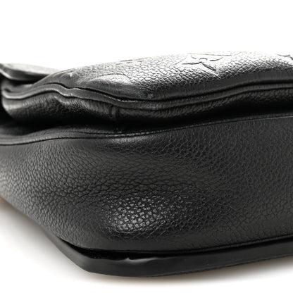 Louis Vuitton Empreinte Pochette Metis Black 8 of 9