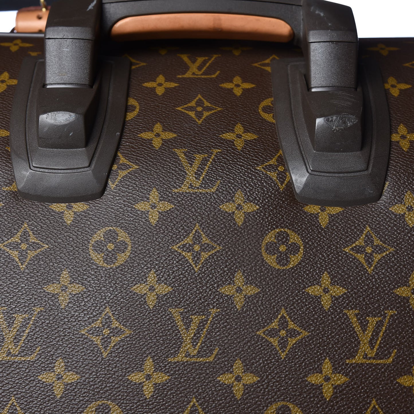 Monogram Pegase 70