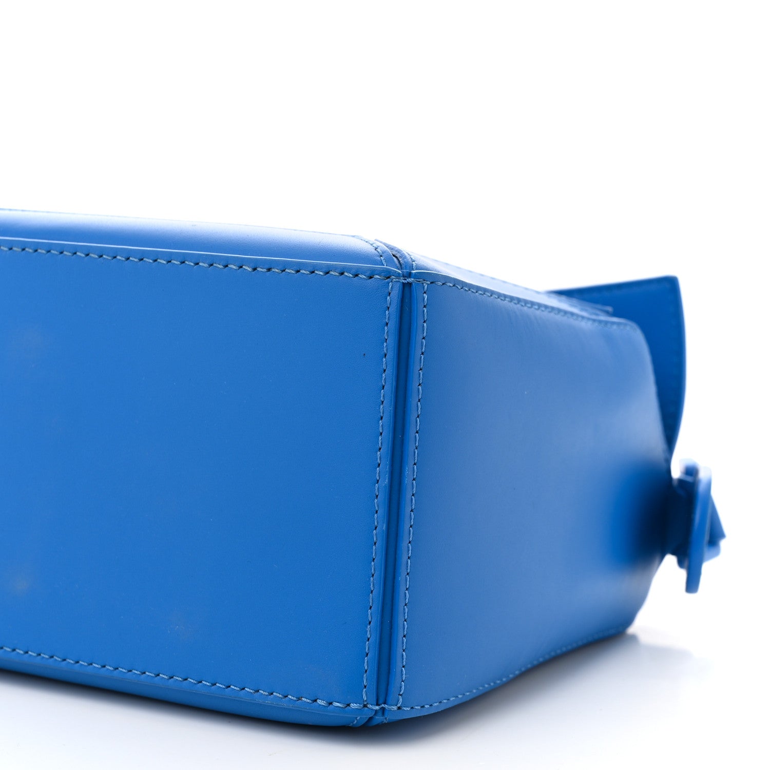 LOEWE 青 サテンキャンバス　 ハンドバッグ Loewe Satin Calfskin Small Puzzle Bag Scuba Blue 1676790