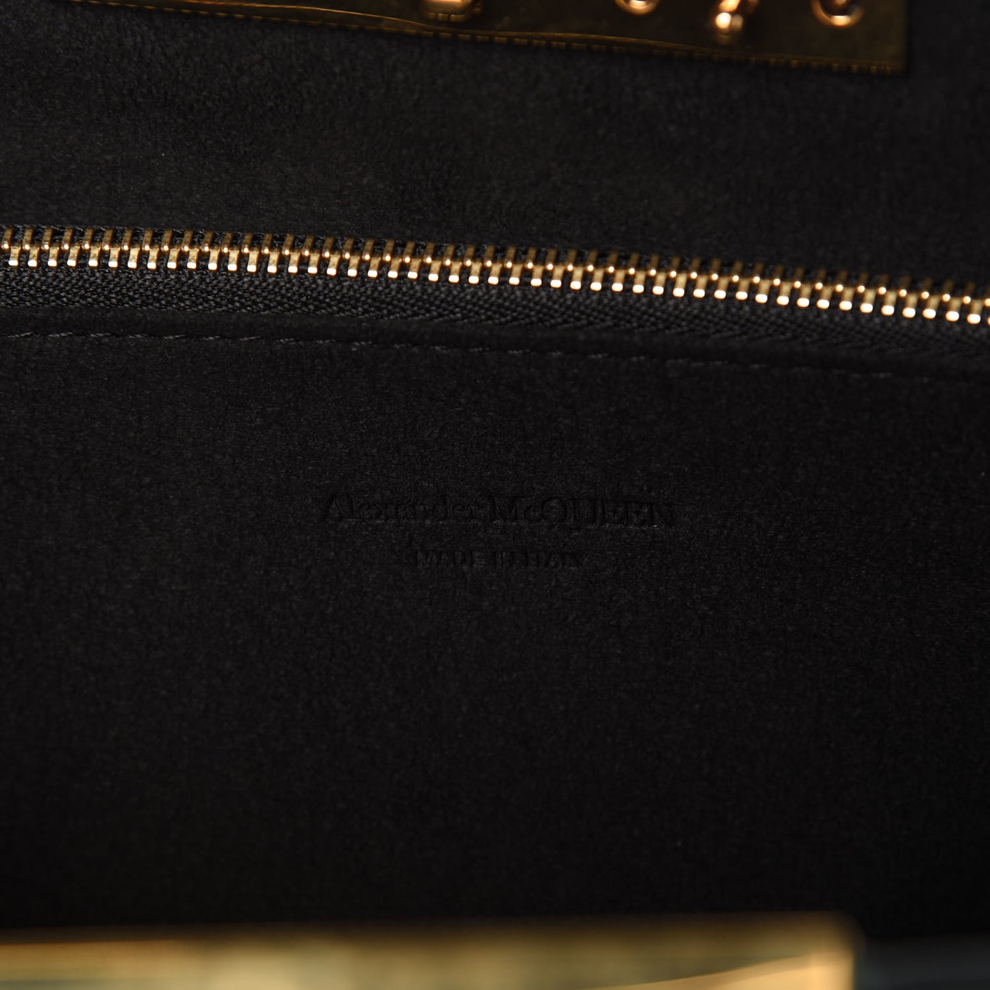 Calfskin Crocodile Embossed Knuckle Flat Clutch Green