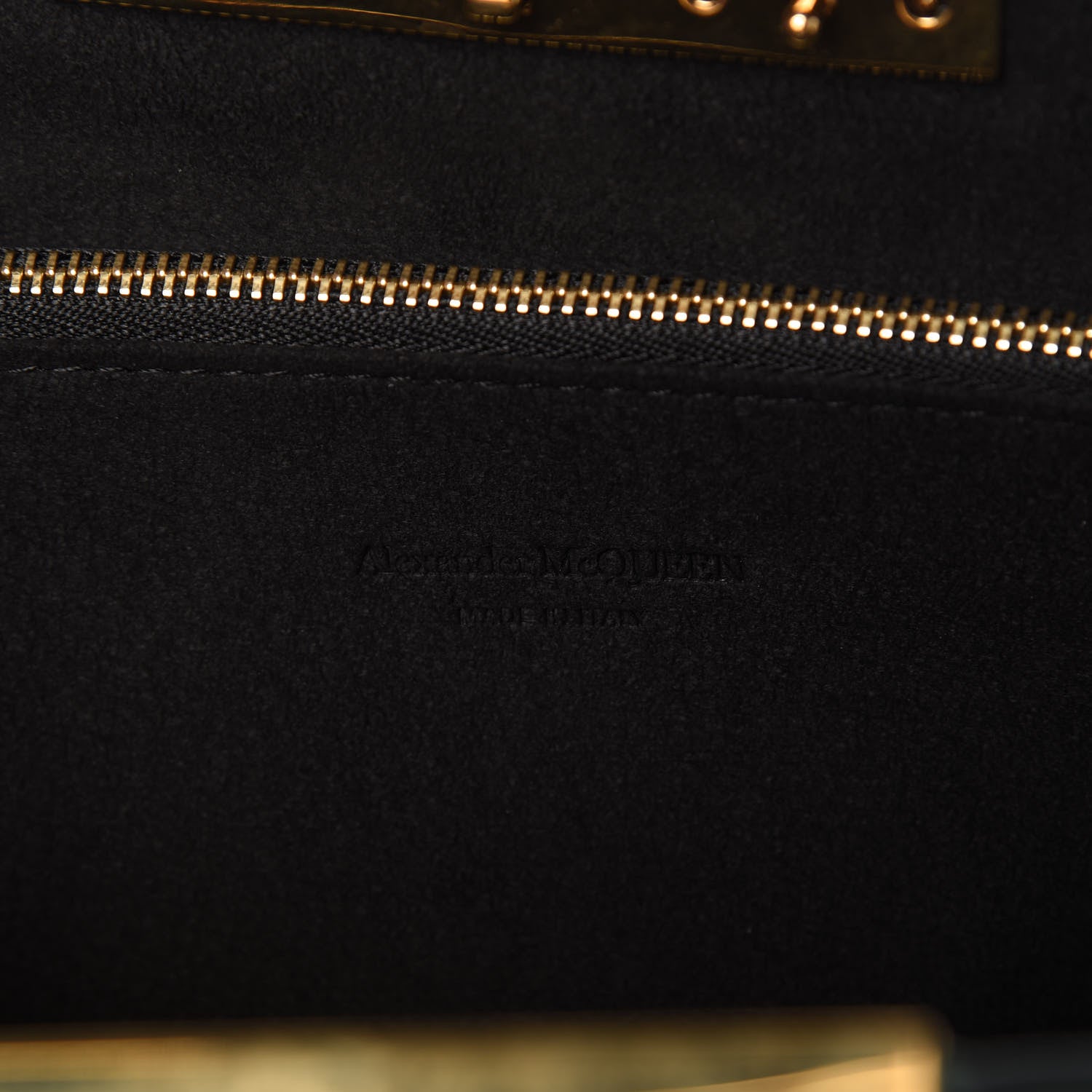 Alexander McQueen Calfskin Crocodile Embossed Knuckle Flat Clutch Green 5 of 6