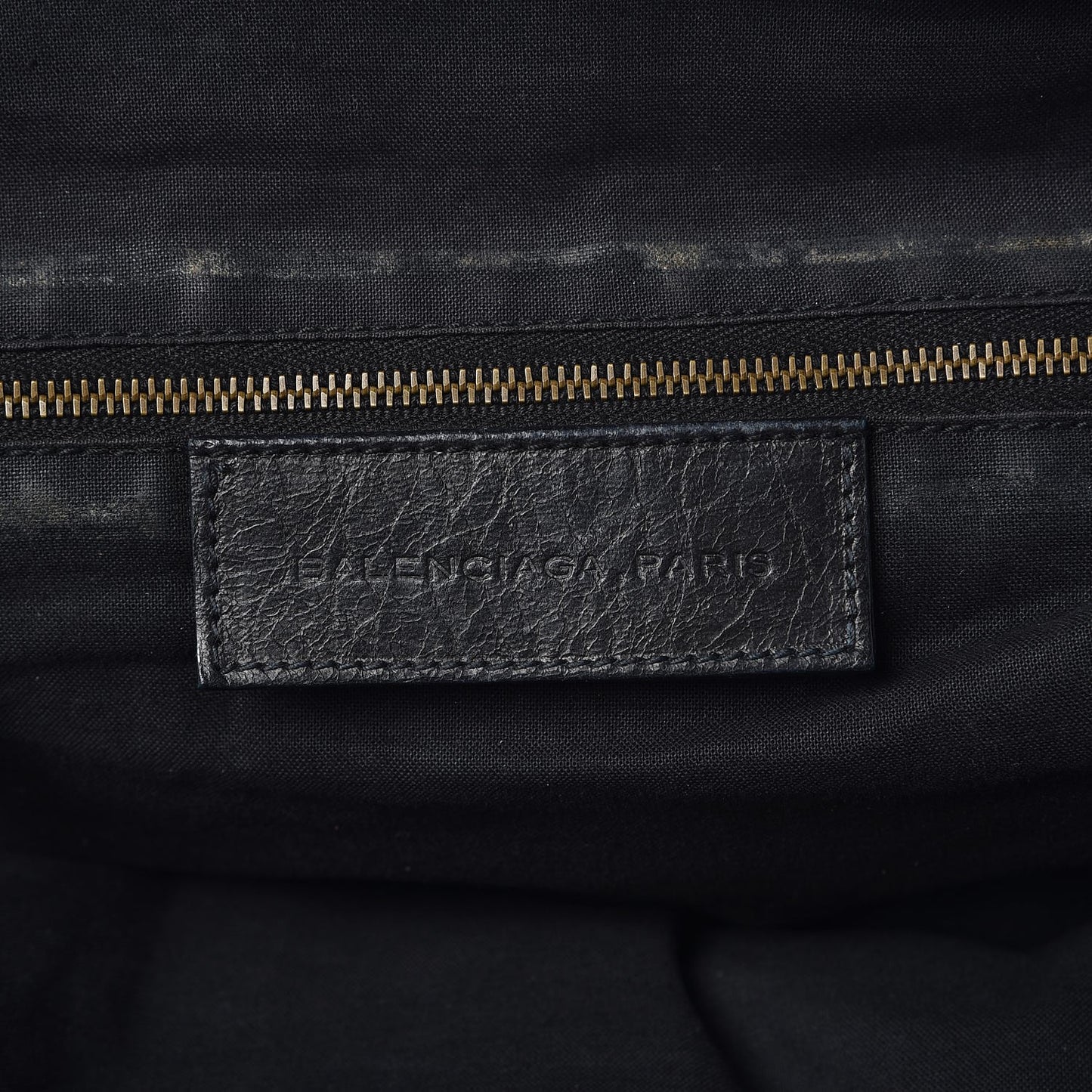 Agneau Classic Hardware Shoulder Bag Black