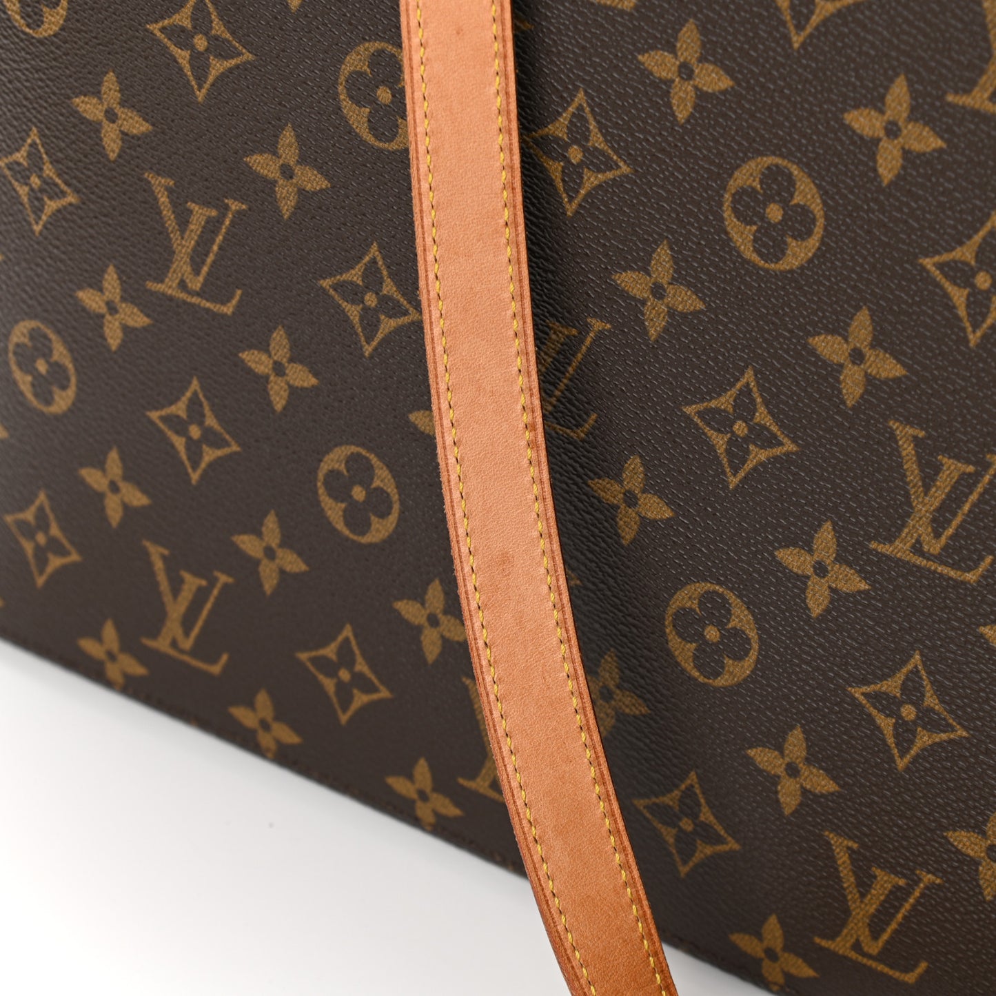 Monogram Luco