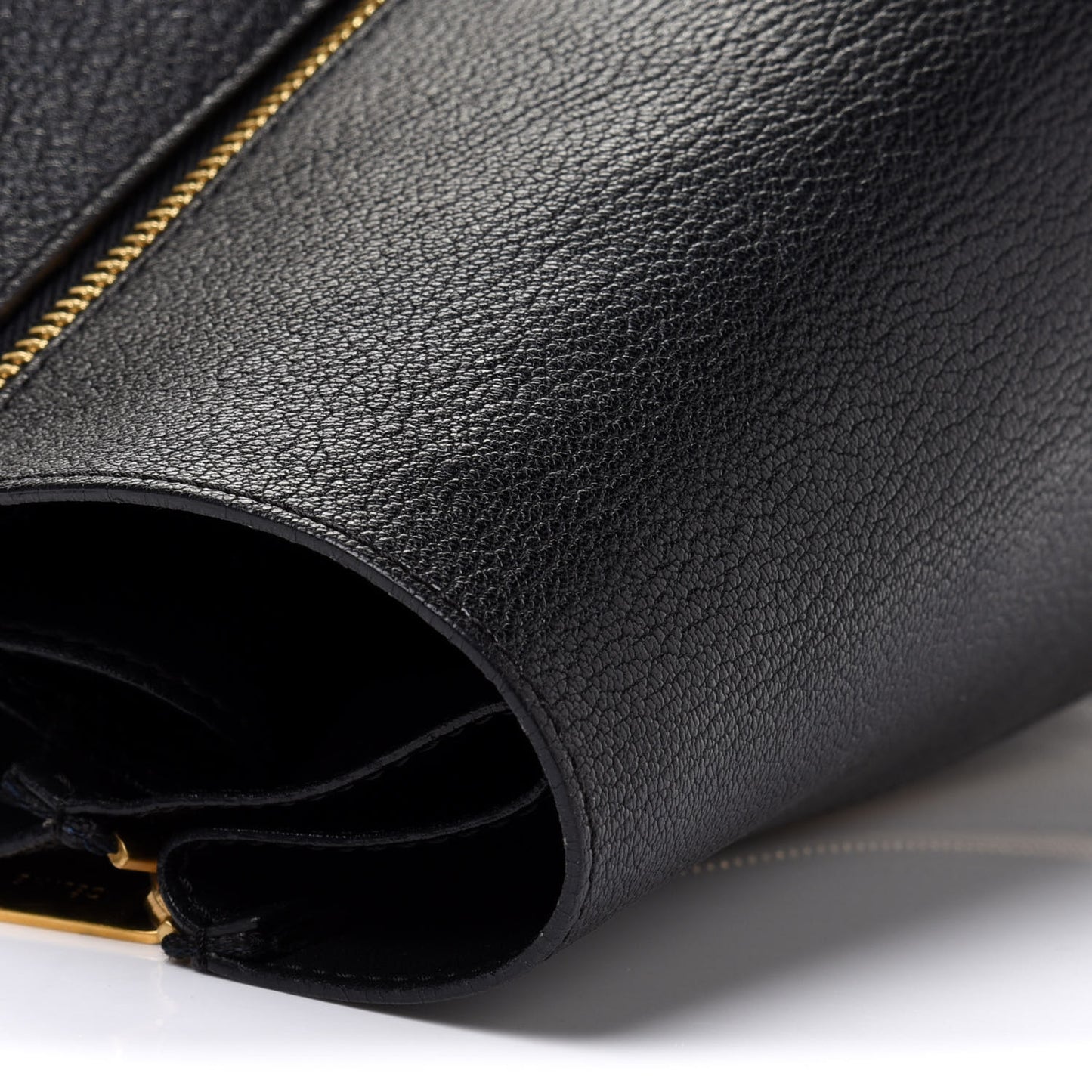 Smooth Lambskin Horizontal Zipper Gusset Cabas Black