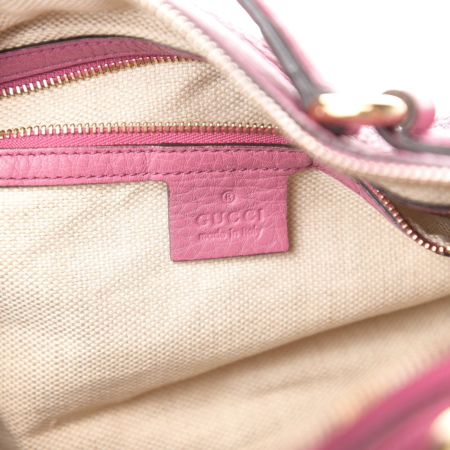 Pebbled Calfskin Medium Soho Boston Fresia Rose