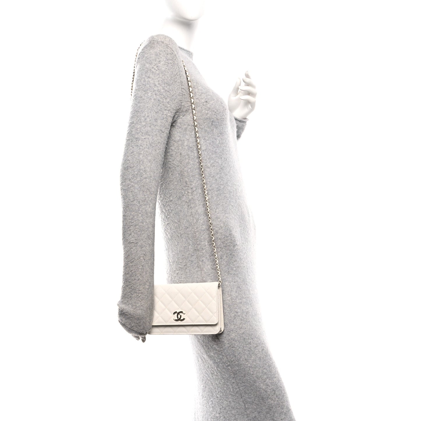 Caviar Quilted Striated CC Wallet on Chain WOC White