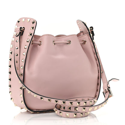 Valentino Garavani Vitello Rockstud Bucket Bag Water Rose 3 of 9