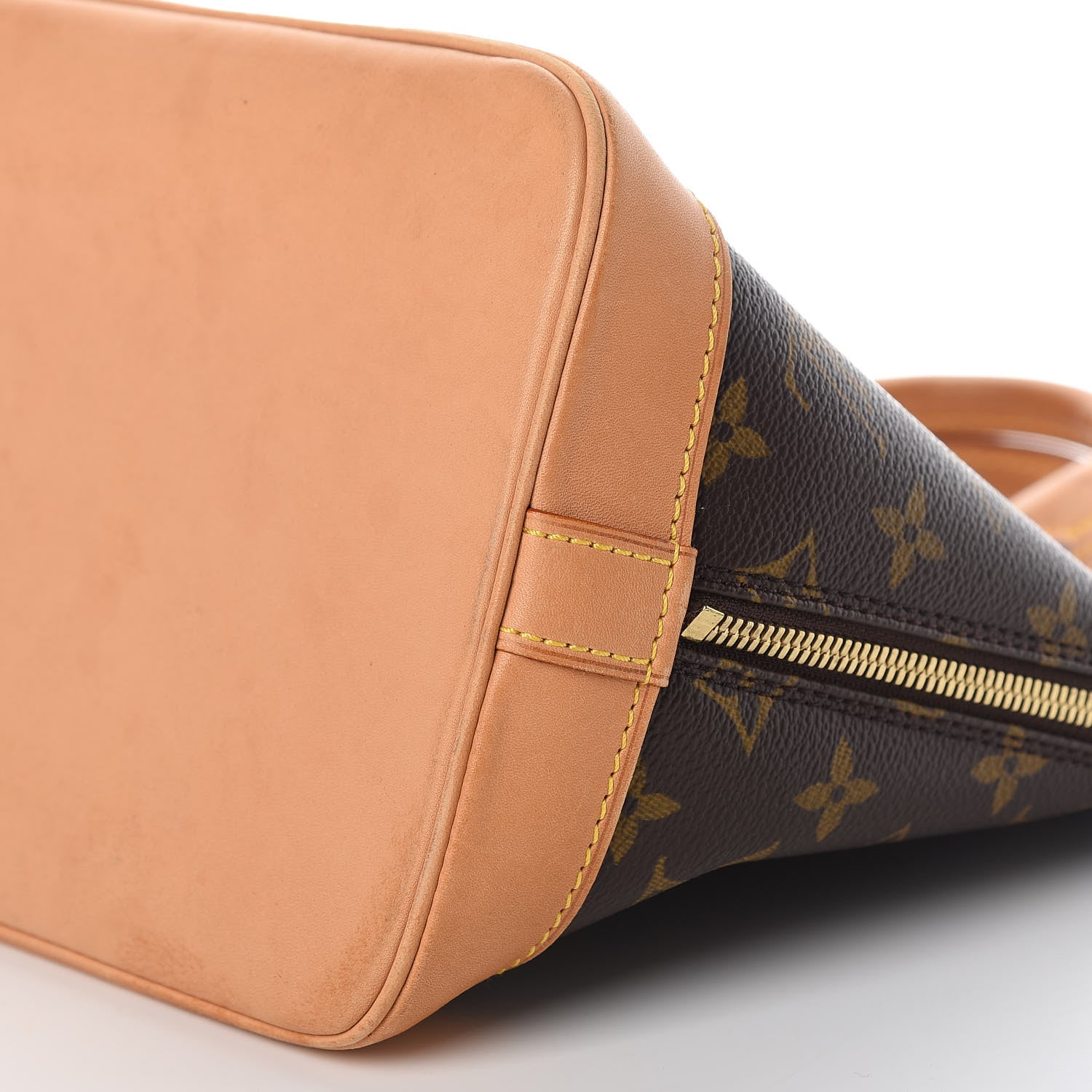 Louis Vuitton Monogram Alma PM 7 of 10