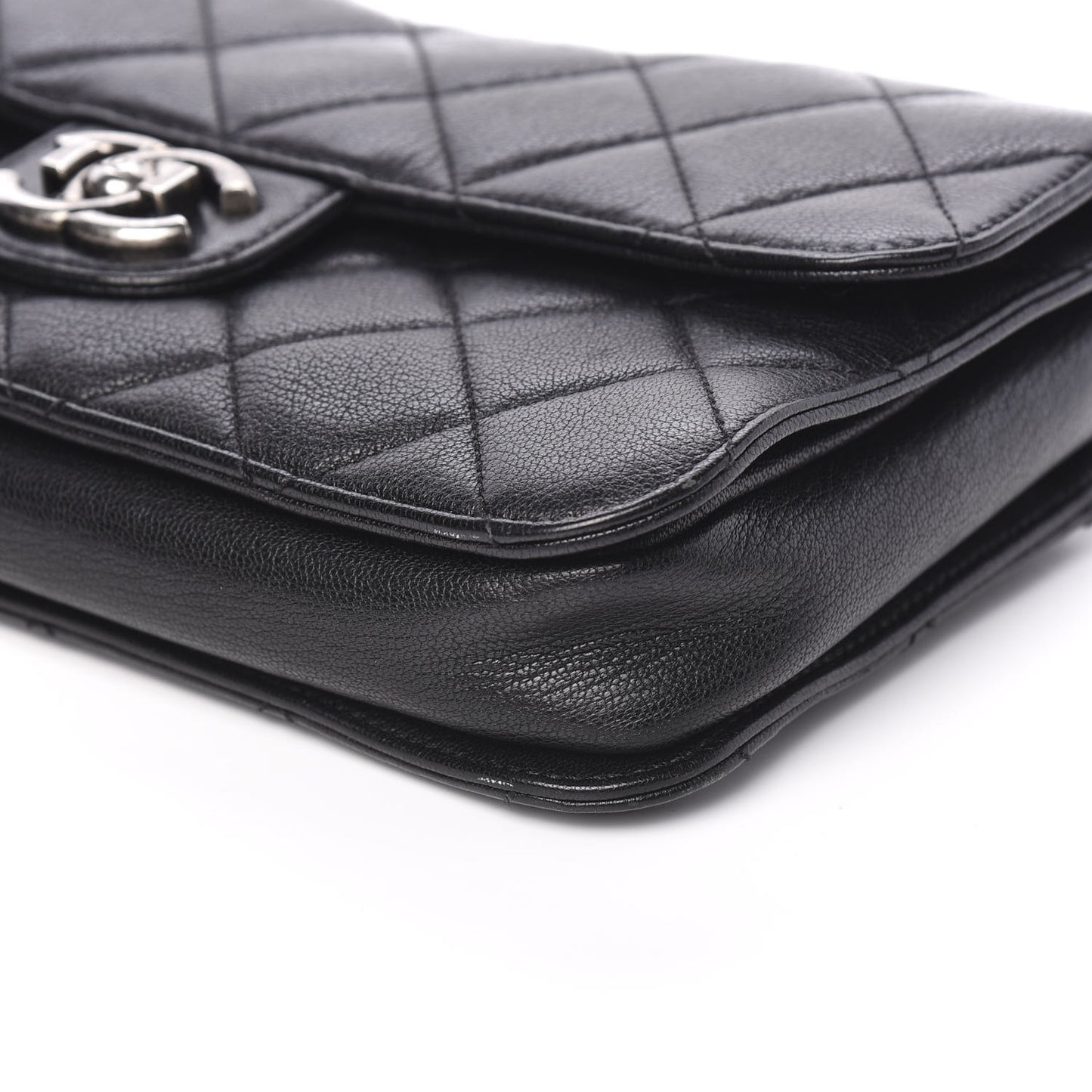 Goatskin Quilted Medium Perfect Edge Flap Black