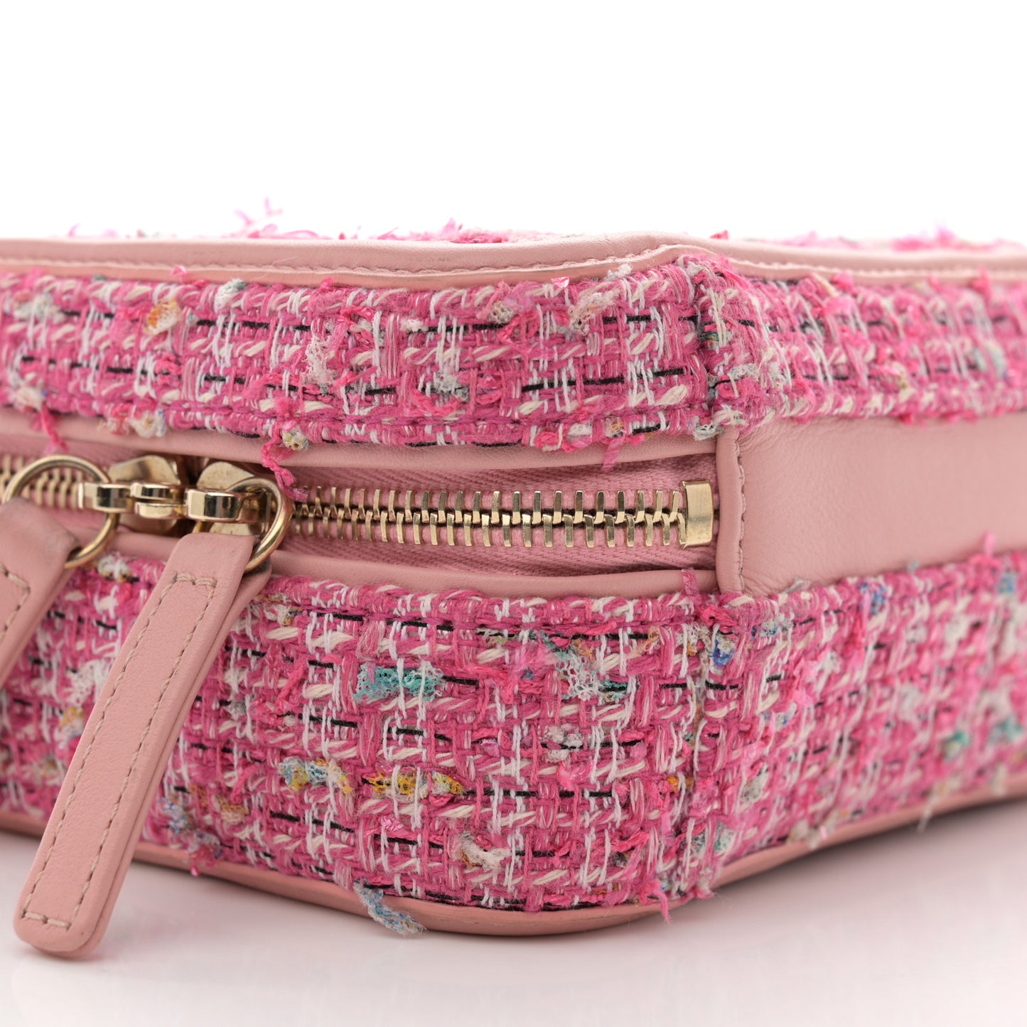 Tweed Quilted Small CC Filigree Vanity Case Pink