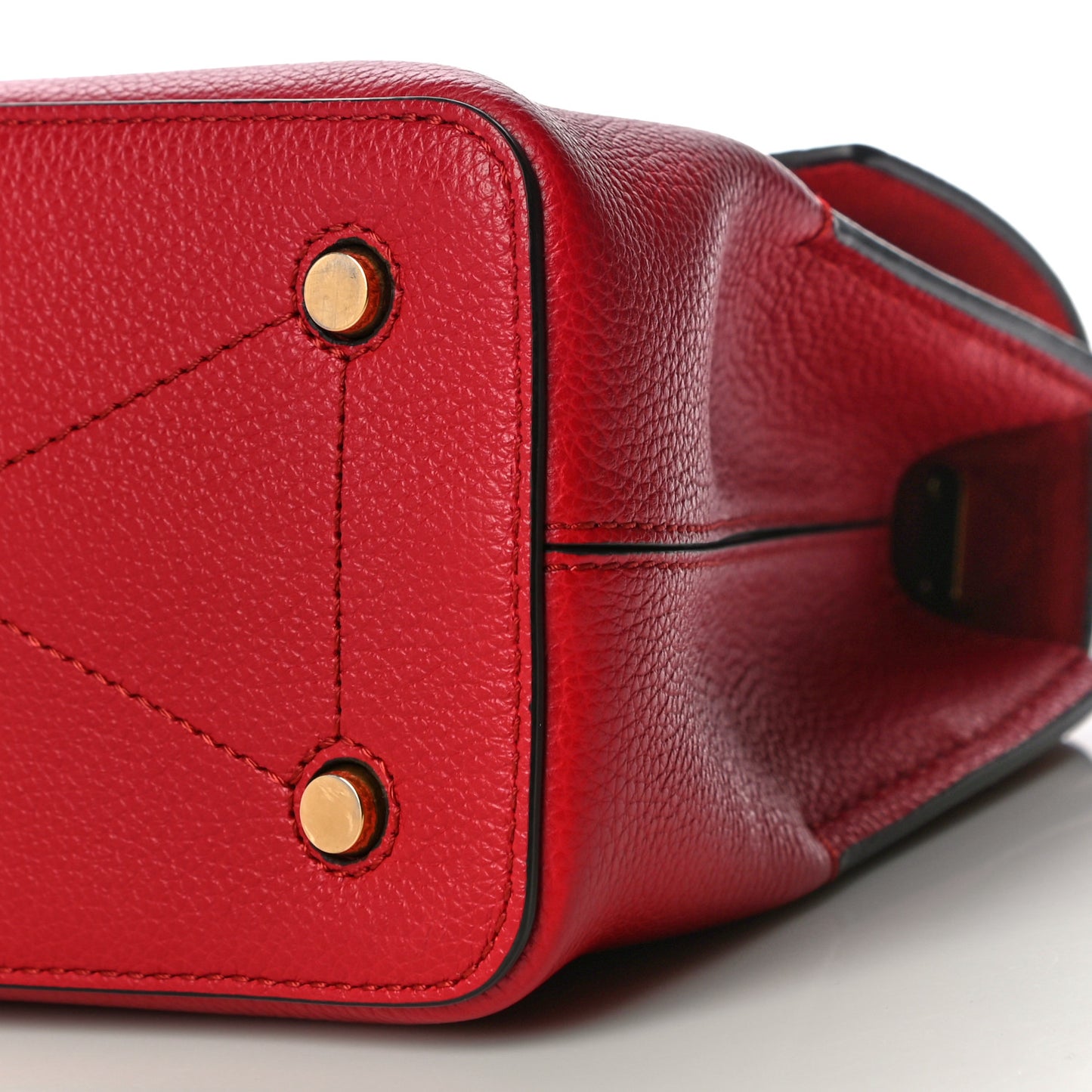 Small Classic Grain Calfskin Mini Seaton Scarlet