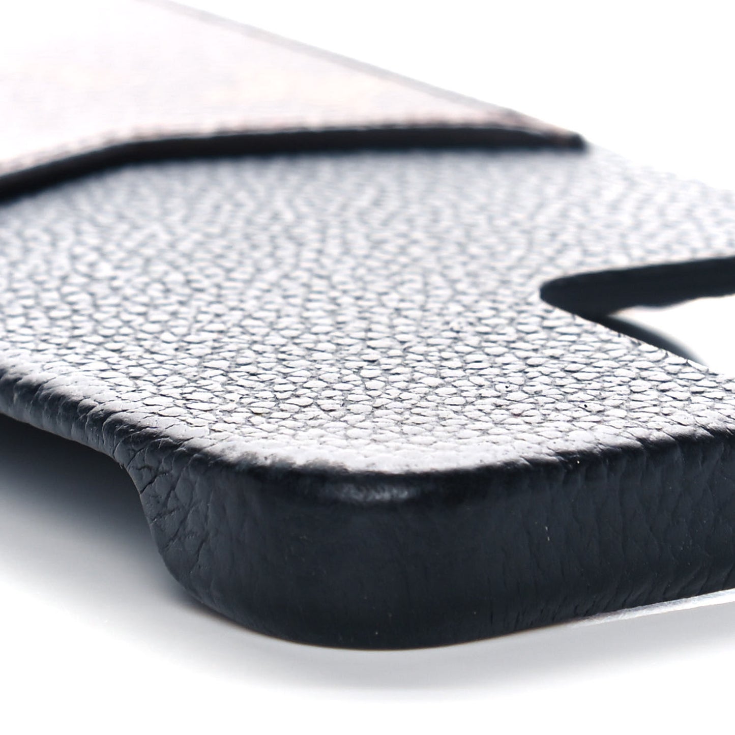 Monogram iPhone 12/12 Pro Bumper Black