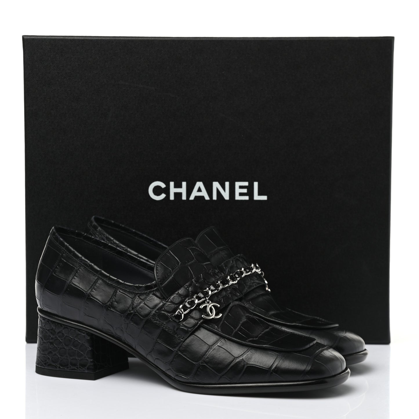 Calfskin Crocodile Embossed CC Chain Mocassin Loafers 37.5 Navy Black