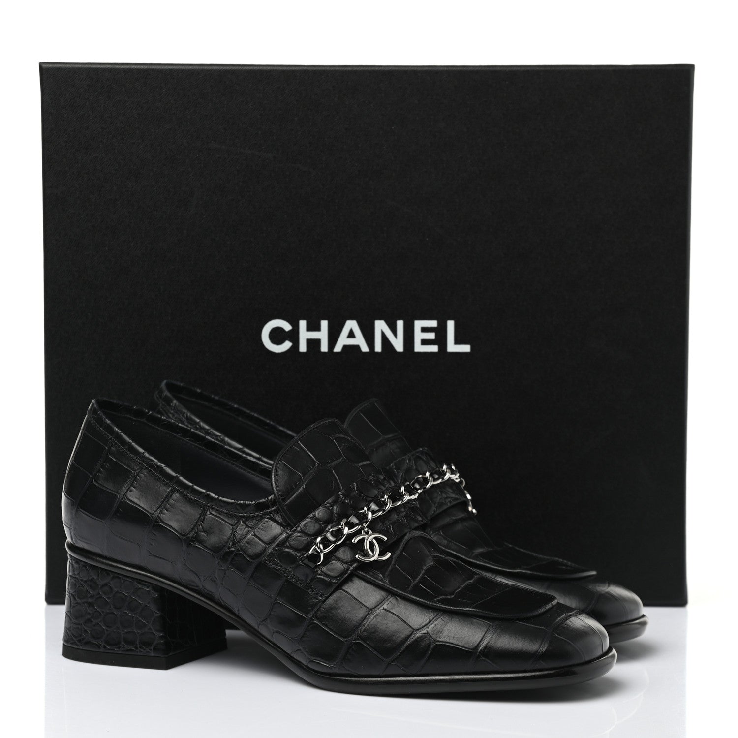 Chanel Calfskin Crocodile Embossed CC Chain Mocassin Loafers 37.5 Navy Black 8 of 8