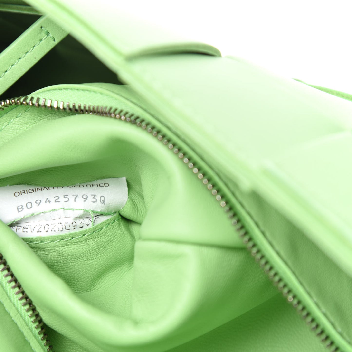 Nappa Maxi Intreccio Cassette Bag Pistachio