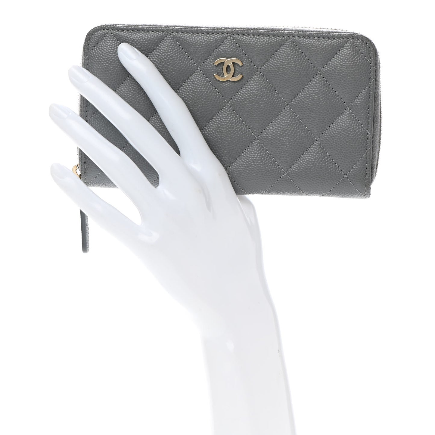 Caviar Quilted Small Gusset Zip Around Wallet Grey
