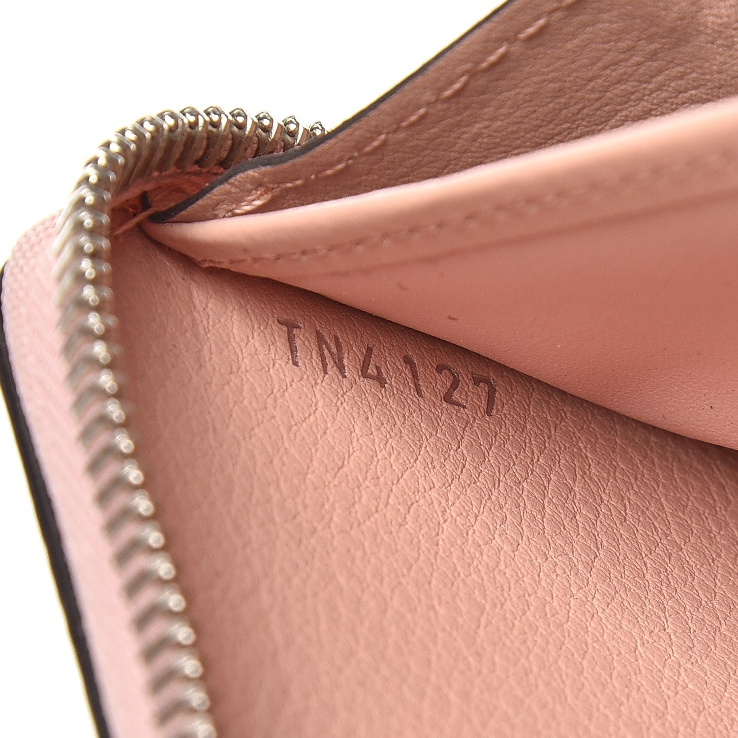 Louis Vuitton Mahina Zippy Wallet Magnolia 7 of 7