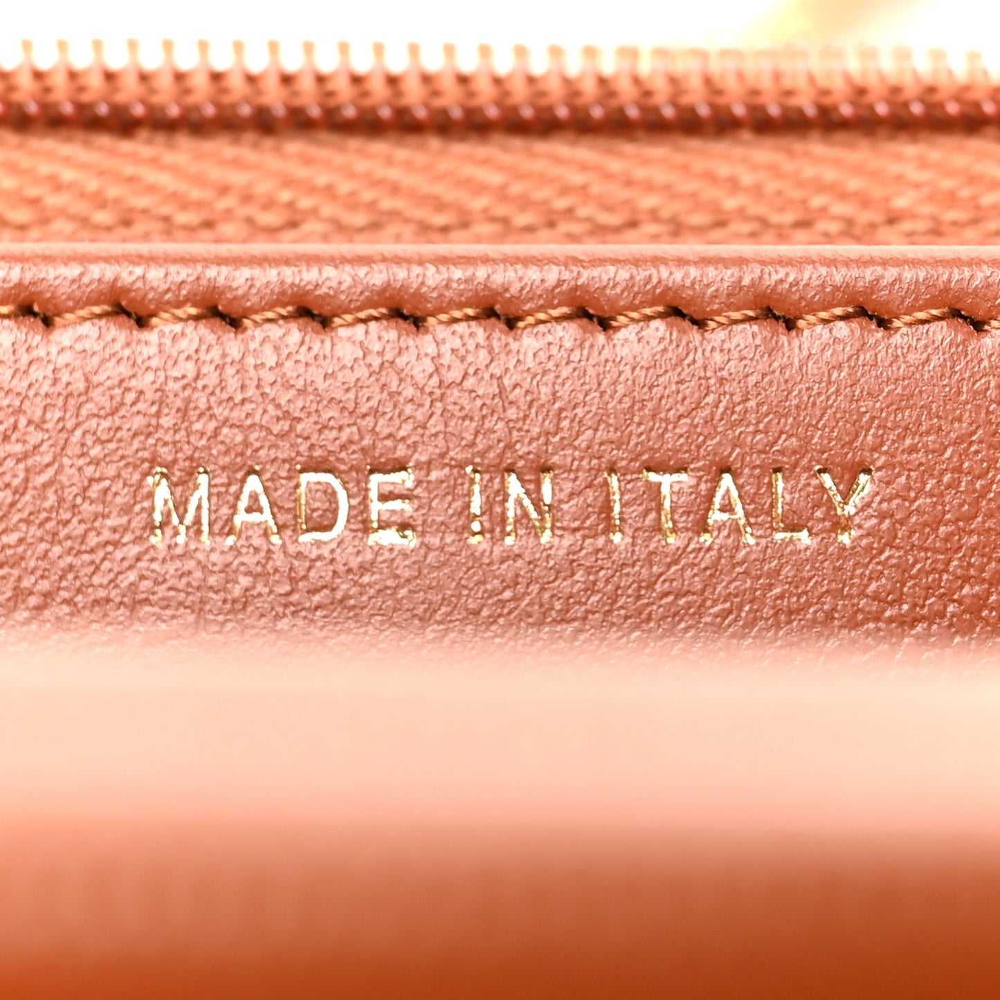 Shiny Caviar Quilted Strass Wallet On Chain WOC Light Brown