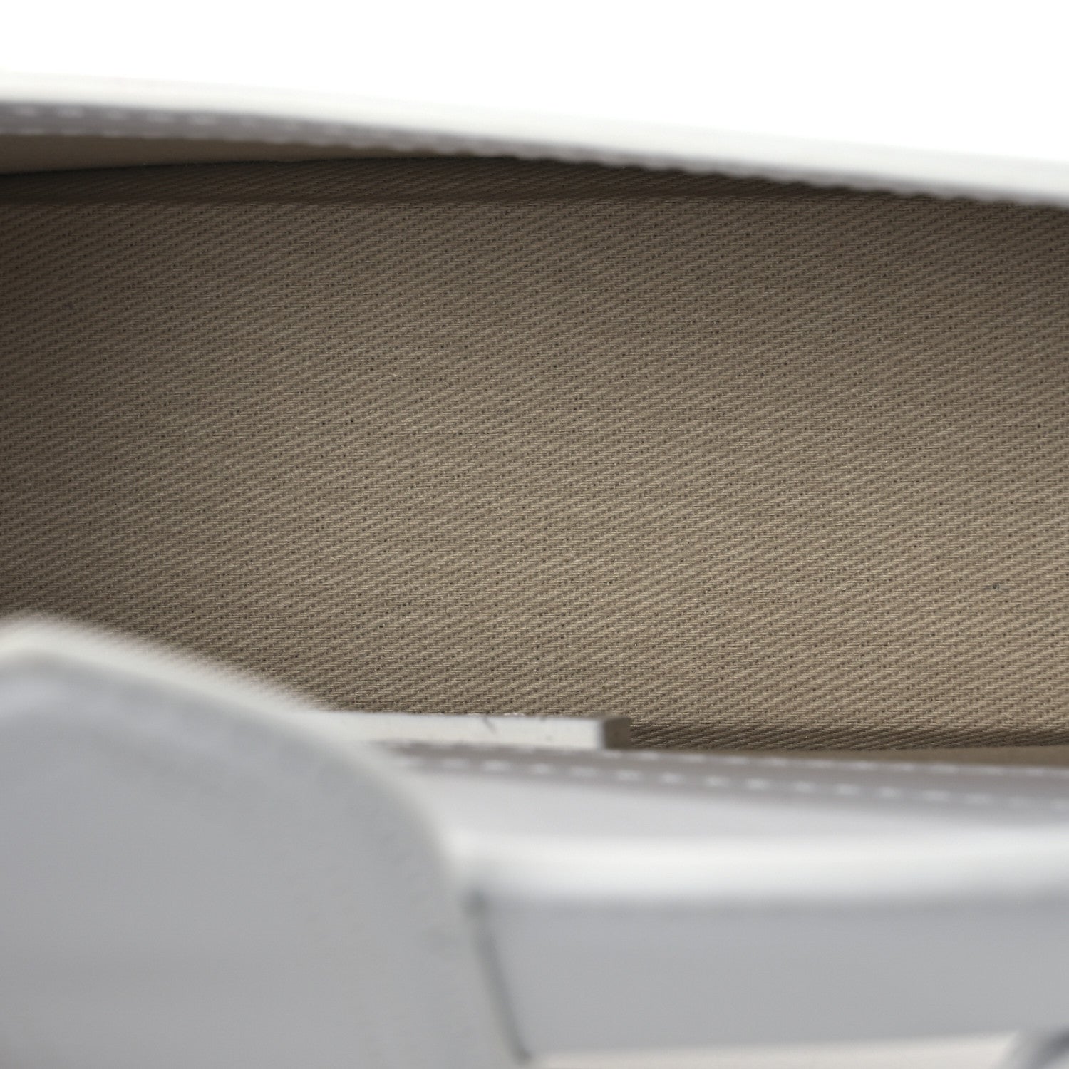 Jacquemus Smooth Calfskin Le Bambino White 5 of 11