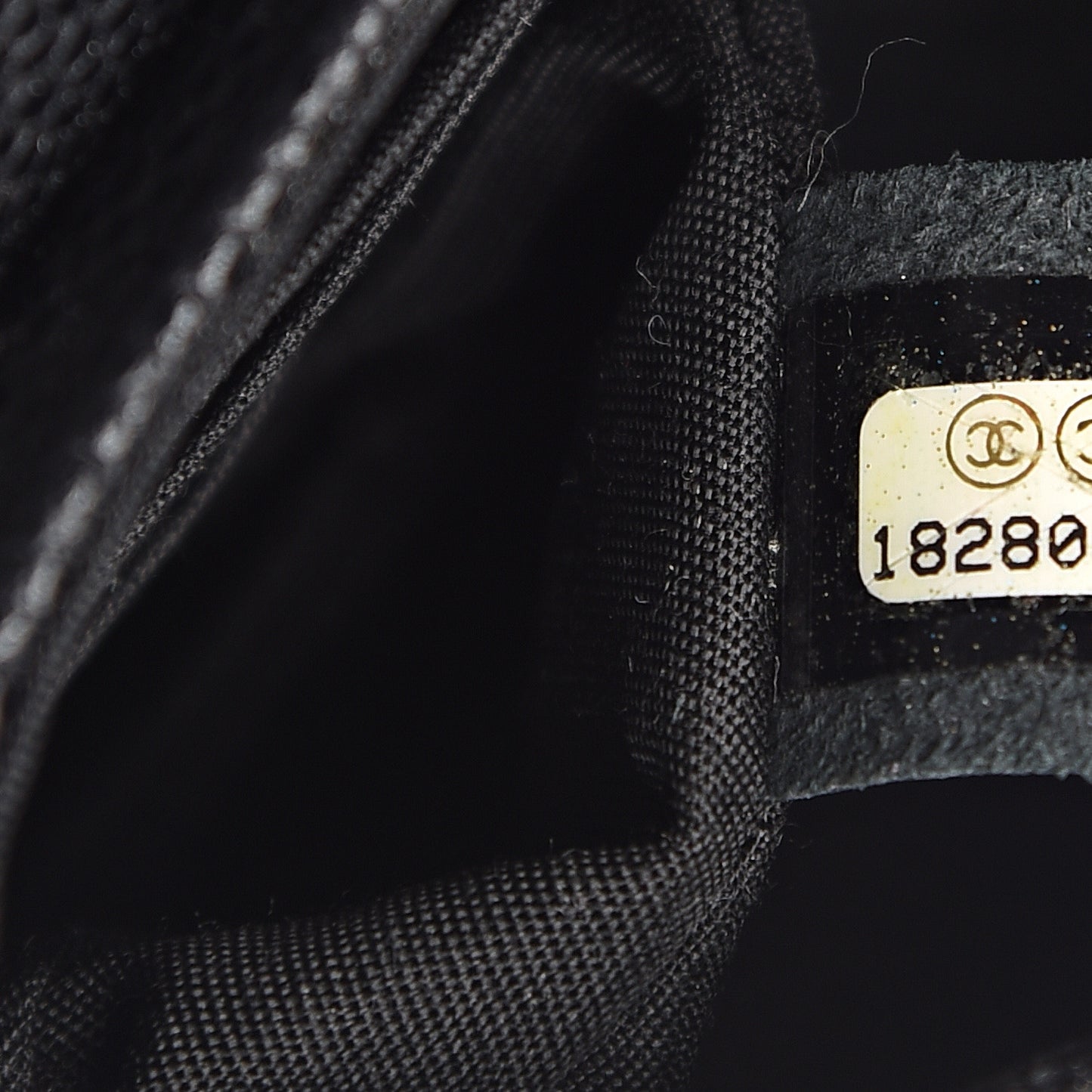 Caviar Half Moon Wallet On Chain WOC Black