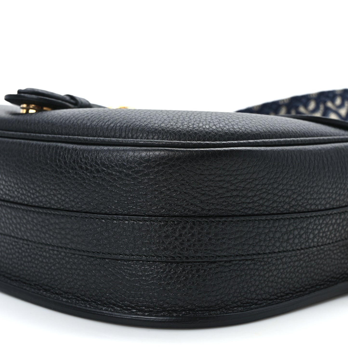 Grained Calfskin Large Bobby Flap Black