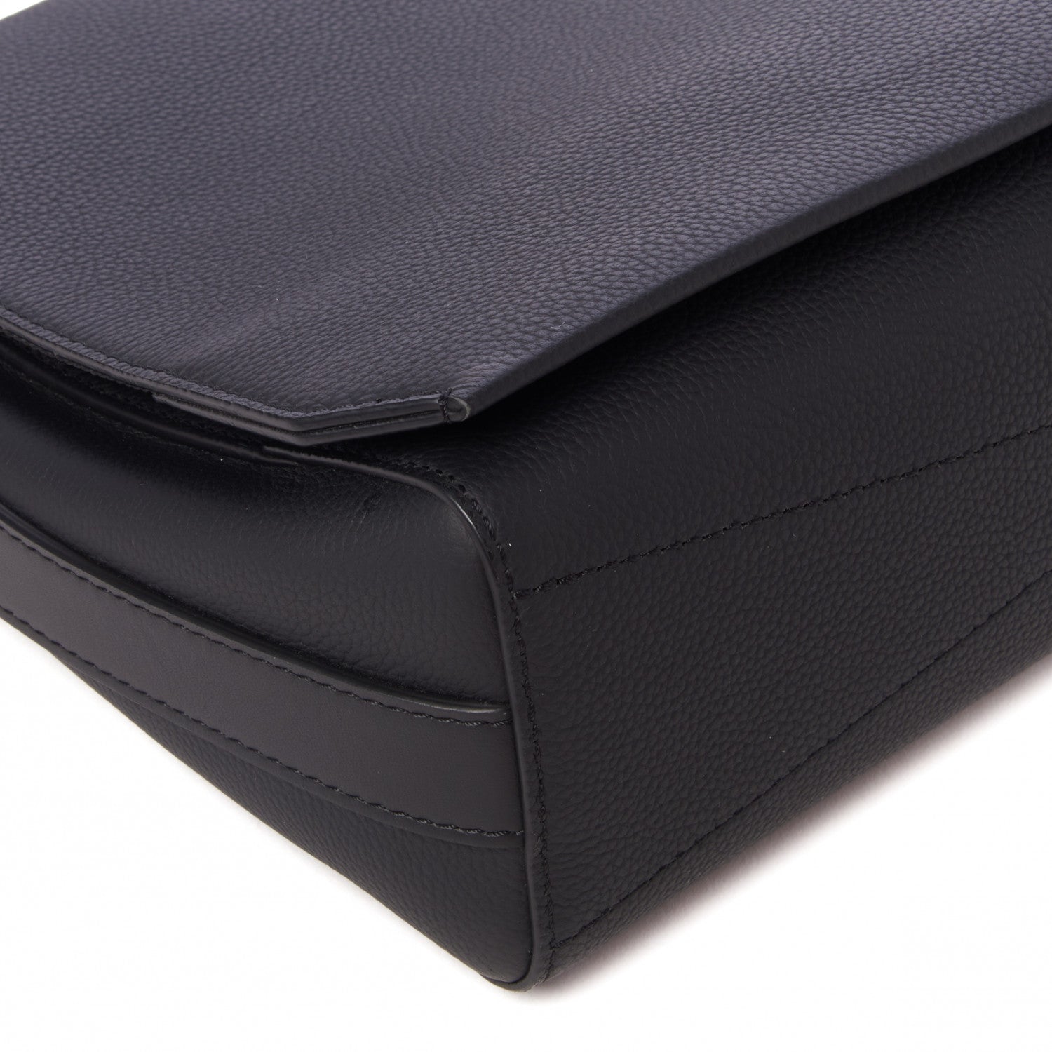 Louis Vuitton Calfskin Aerogram Messenger Black 5 of 7