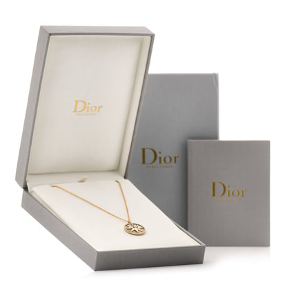 Christian Dior 18K Yellow Gold Diamond Mother of Pearl Rose Des Vents Medallion Necklace 6 of 6