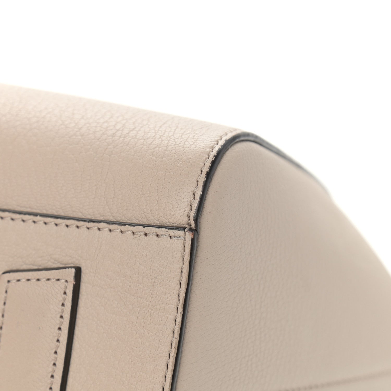 Givenchy Sugar Goatskin Small Antigona Dune 12 of 15