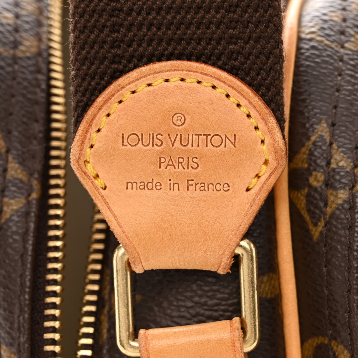Louis Vuitton Monogram Reporter PM 7 of 12