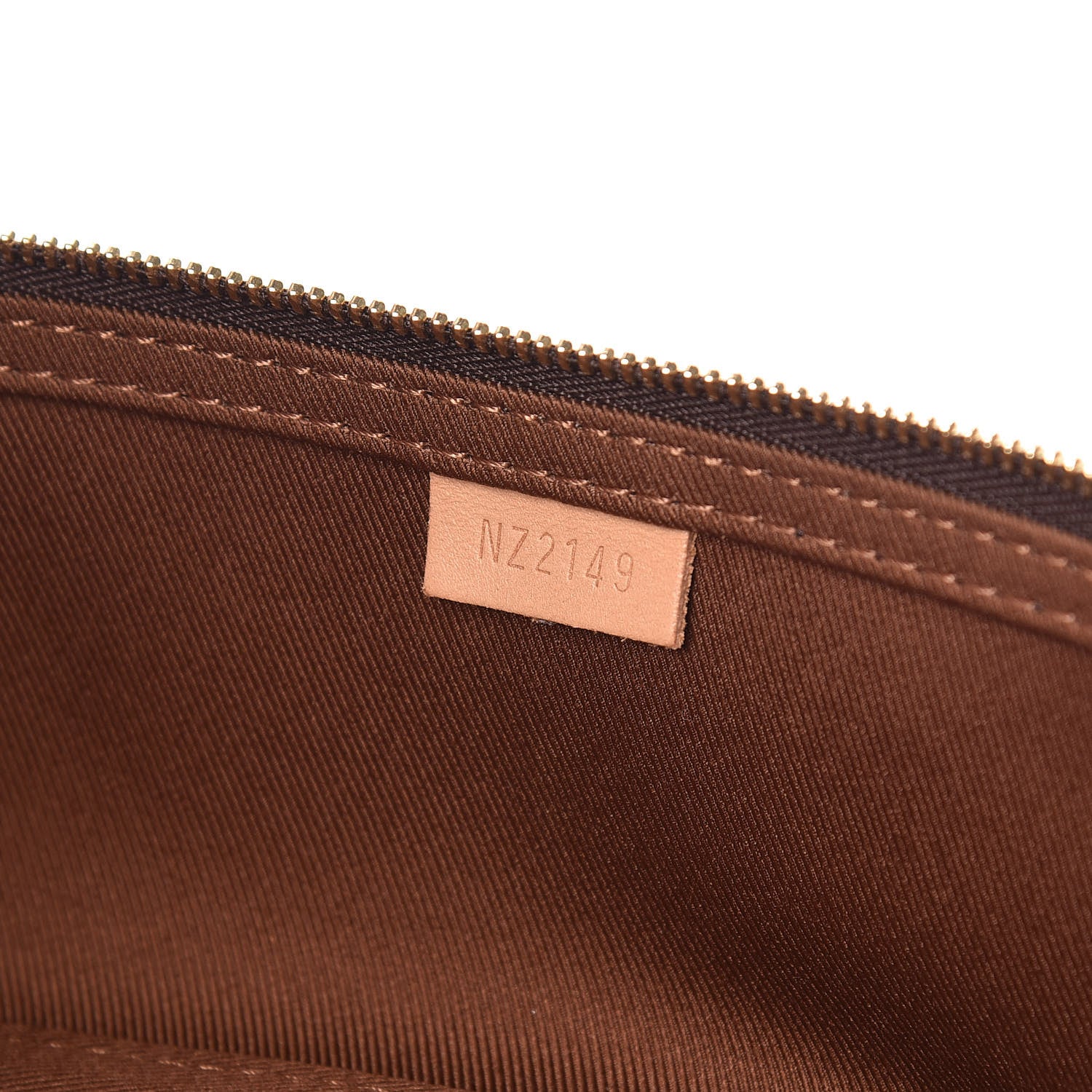 Louis Vuitton Monogram Packing Cube MM 7 of 12
