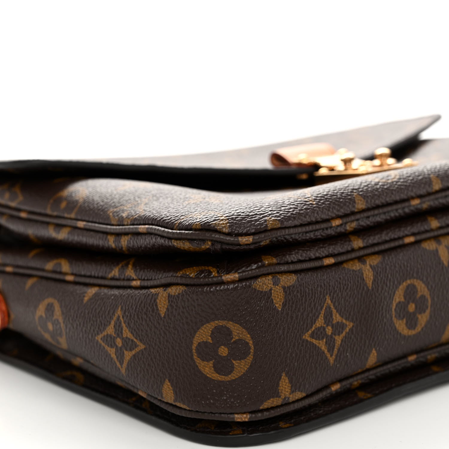 Louis Vuitton Monogram Pochette Metis 8 of 9