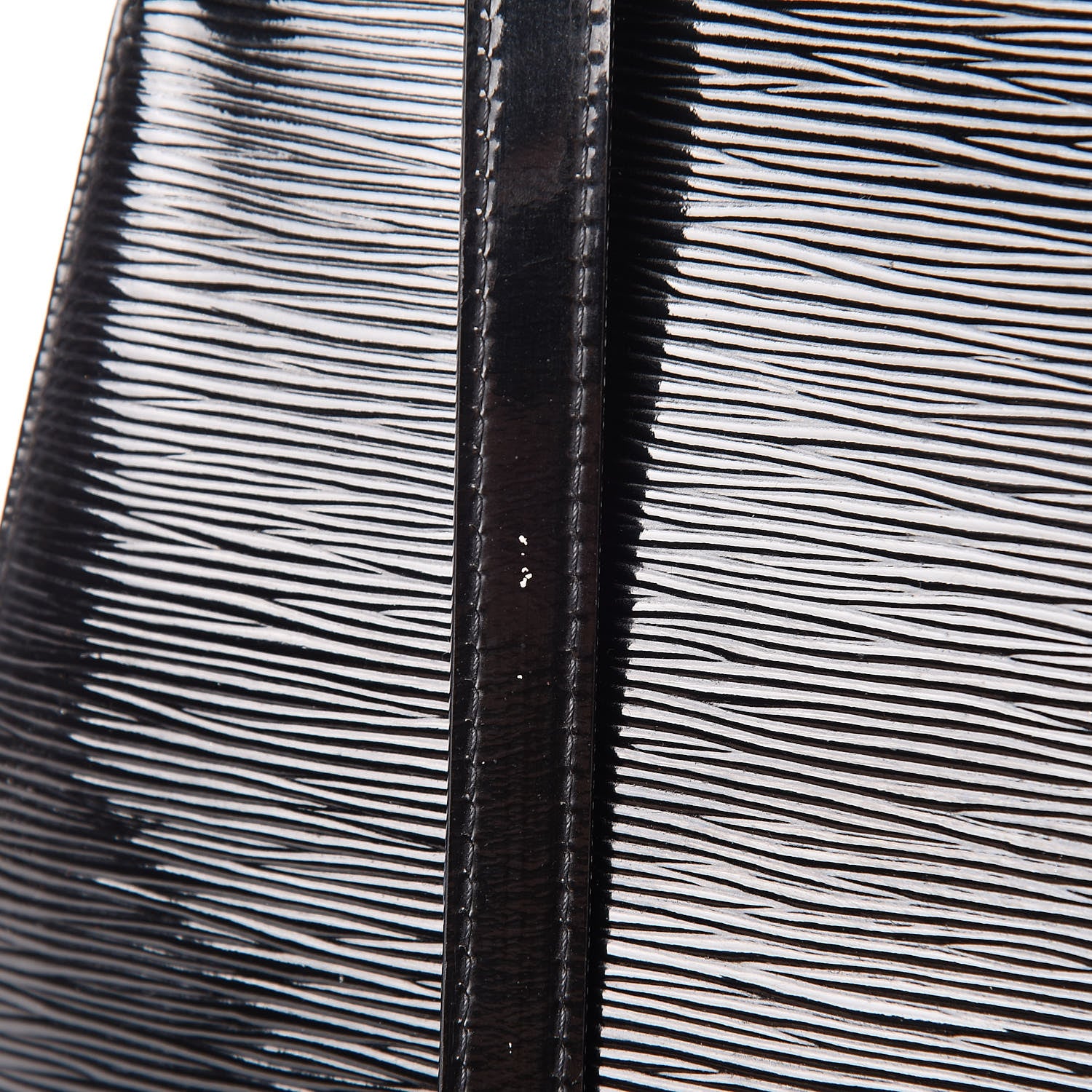 Louis Vuitton Electric Epi Brea MM Black 19 of 22