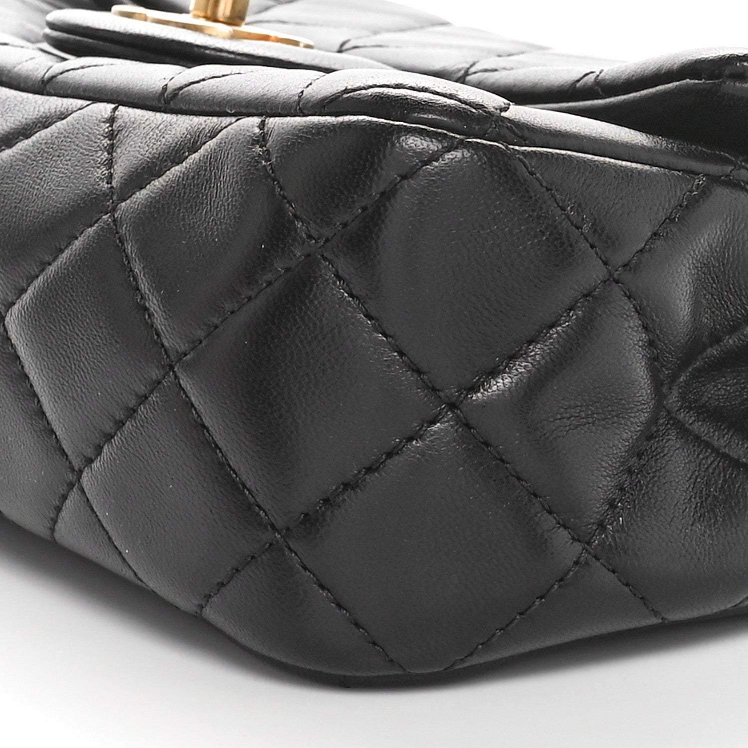 MAYU　CHANELバッグ Chanel Lambskin Quilted Mini Rectangular Pearl Crush Flap Black