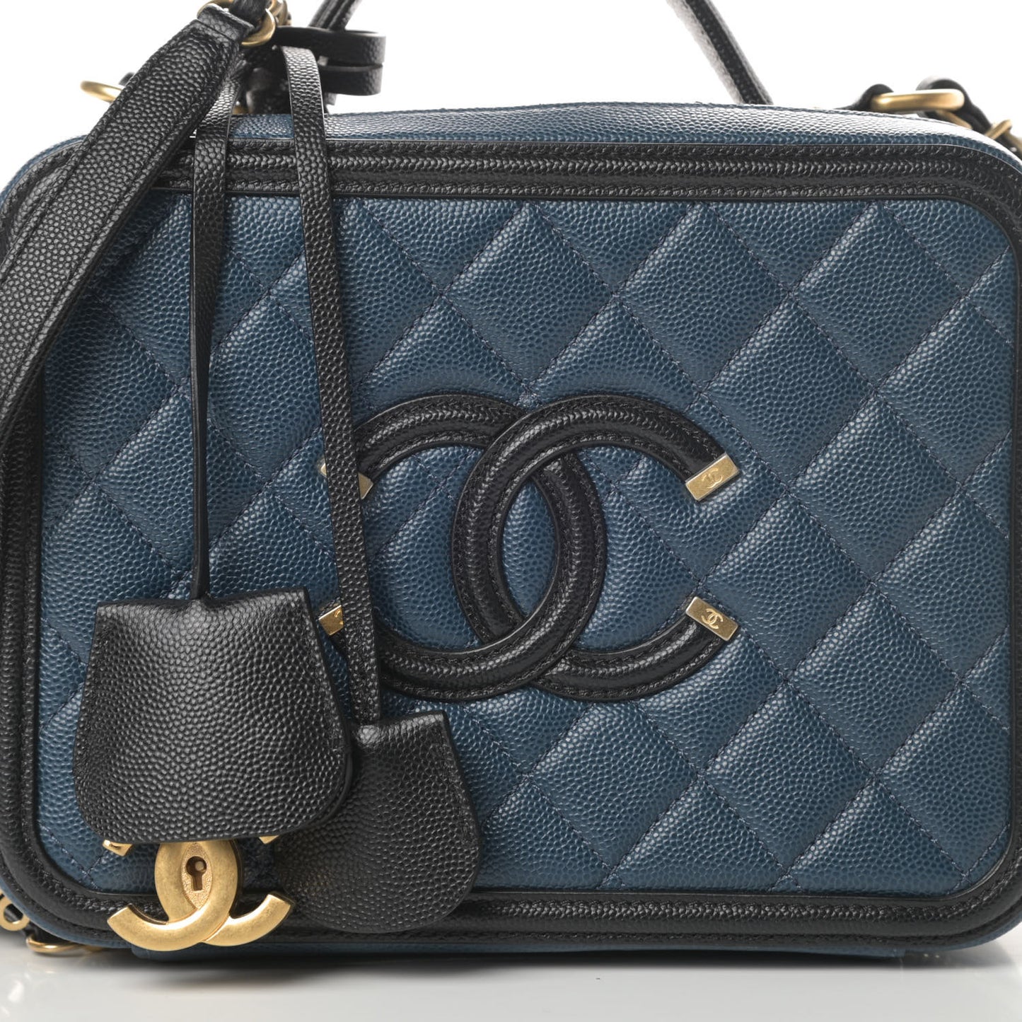Caviar Quilted Medium CC Filigree Vanity Case Navy Black