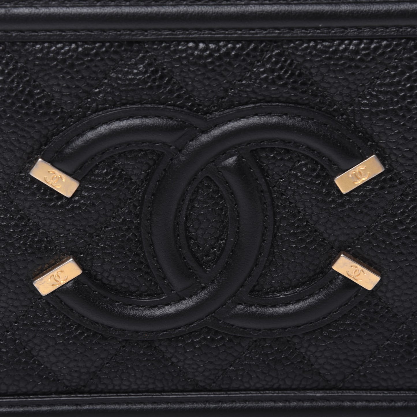 Caviar Quilted CC Filigree Vanity Clutch With Chain Black