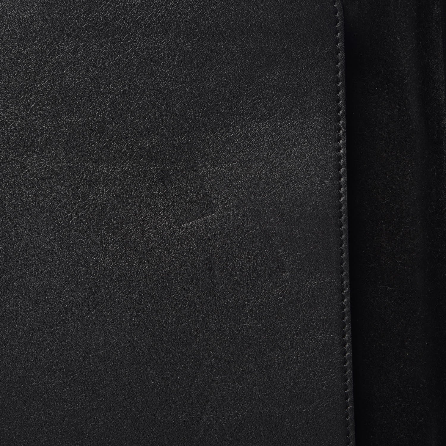 Burberry Grainy Calfskin Zip Tablet iPad Case Black 8 of 10