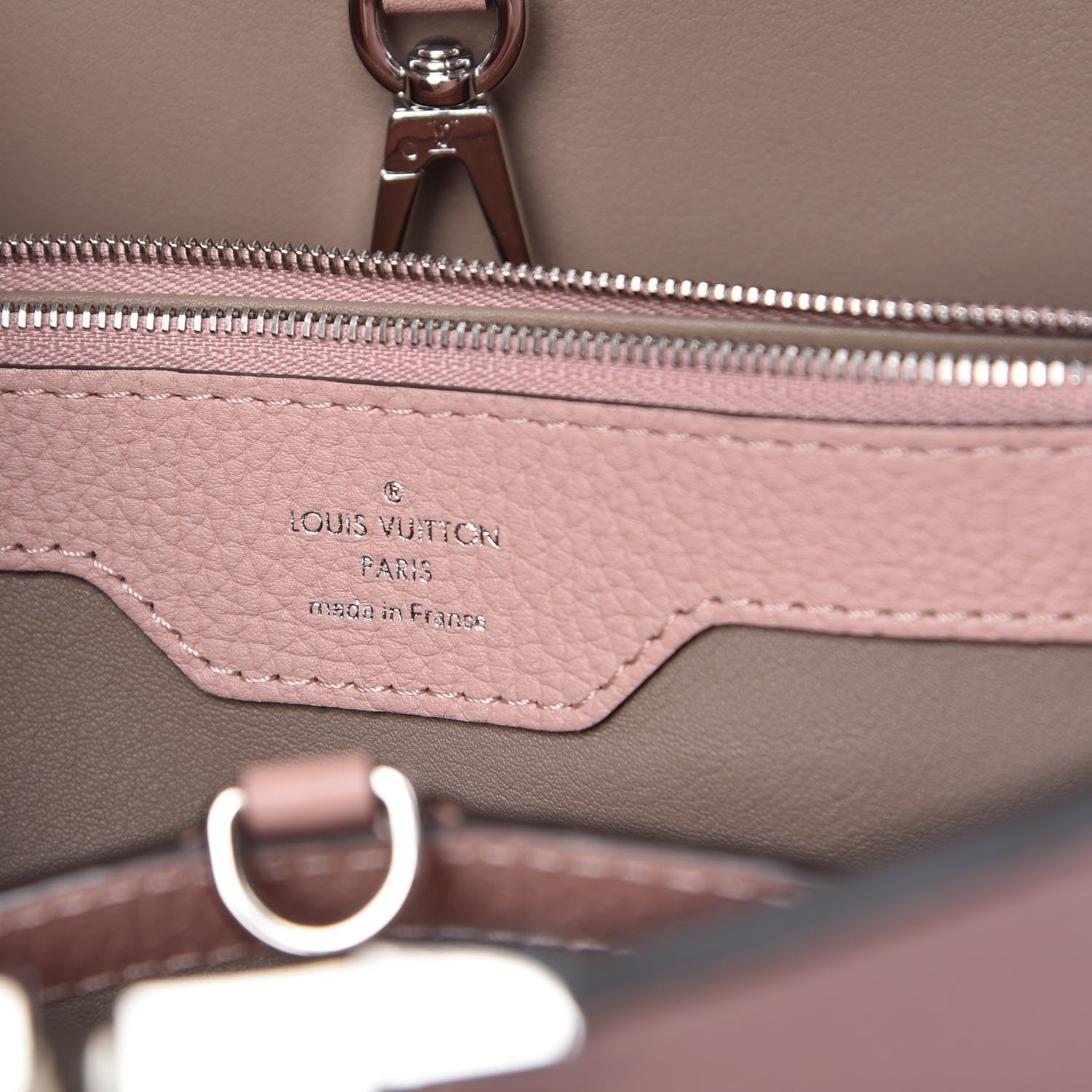 Louis Vuitton Taurillon Capucines MM Magnolia 6 of 10