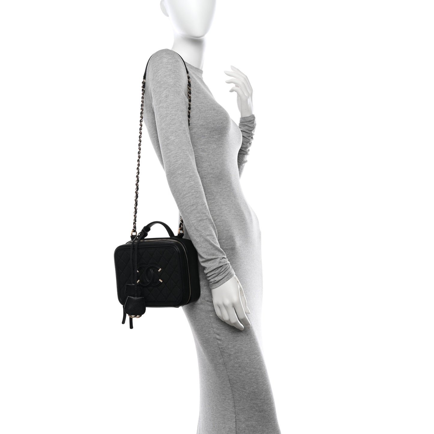 Caviar Quilted Medium CC Filigree Vanity Case Black