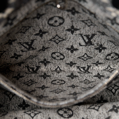 Louis Vuitton Monogram Jacquard Denim Onthego MM Black 6 of 10