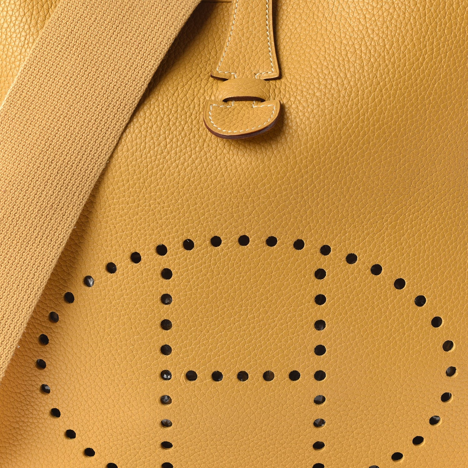 Hermes Taurillon Clemence Evelyne PM Curry 8 of 8