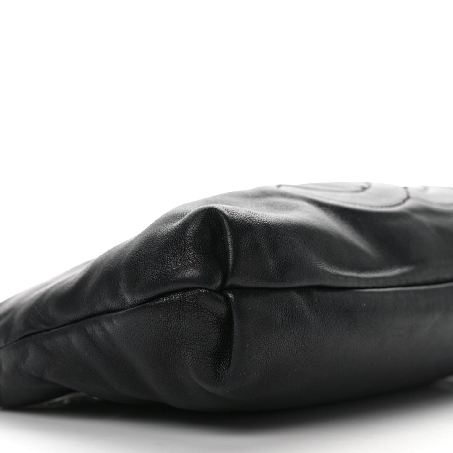 Lambskin Soft Chain Pochette Black