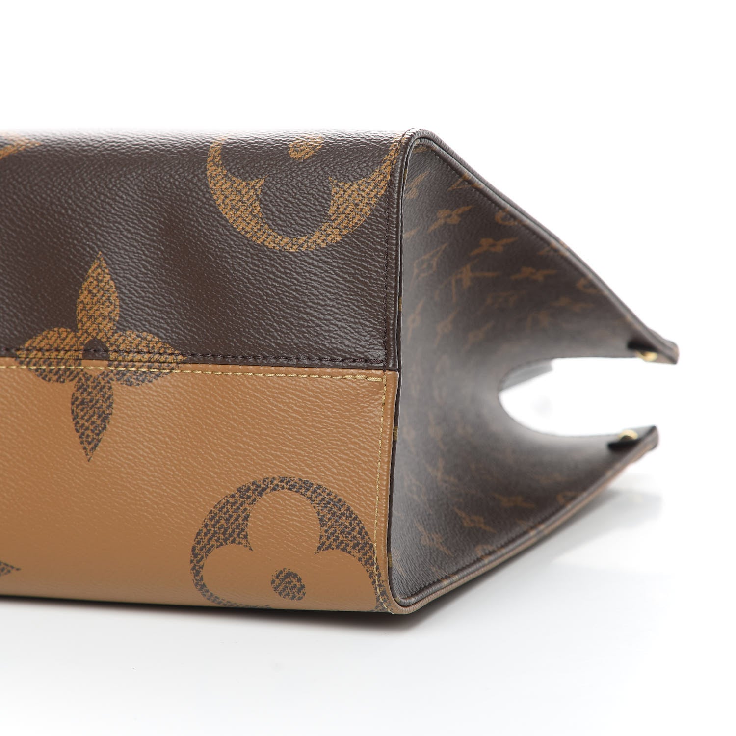Louis Vuitton Reverse Monogram Giant Onthego MM 10 of 11