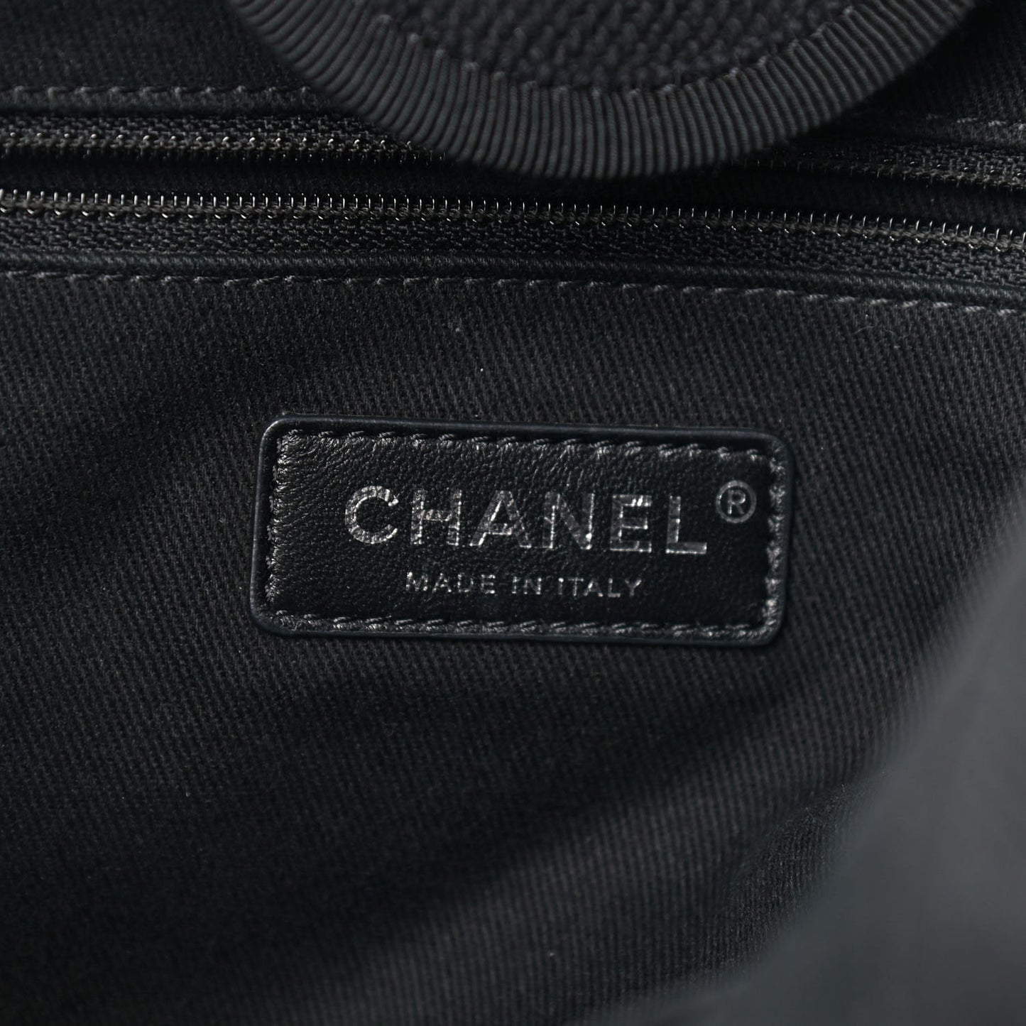Canvas Pearl Medium Deauville Tote Black