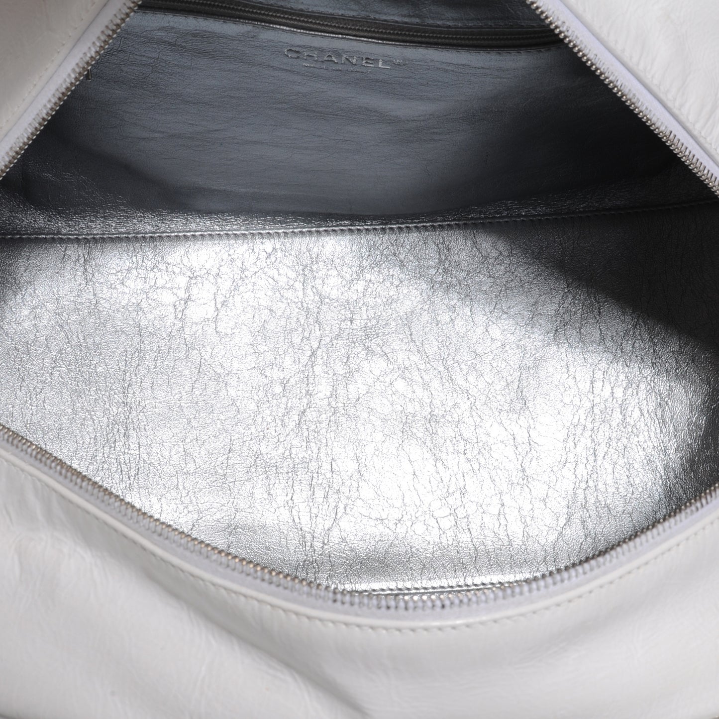 Patent Luxe Ligne Large Bowler White